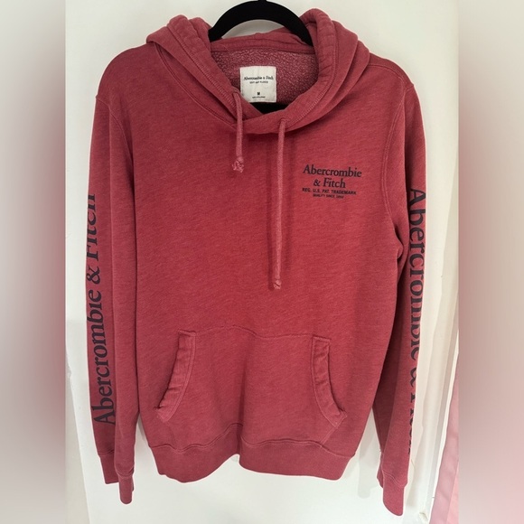 Abercrombie & Fitch Red Soft Fleece Pullover size M - Picture 1 of 3